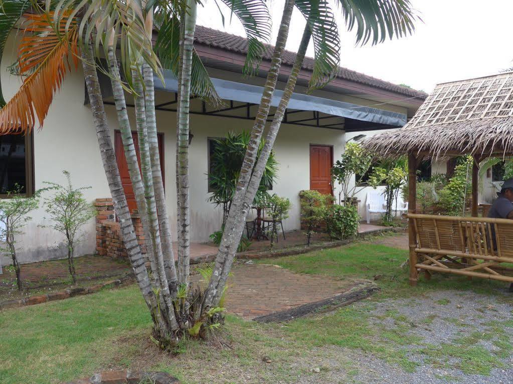 Forum House Hotel Krabi town Esterno foto