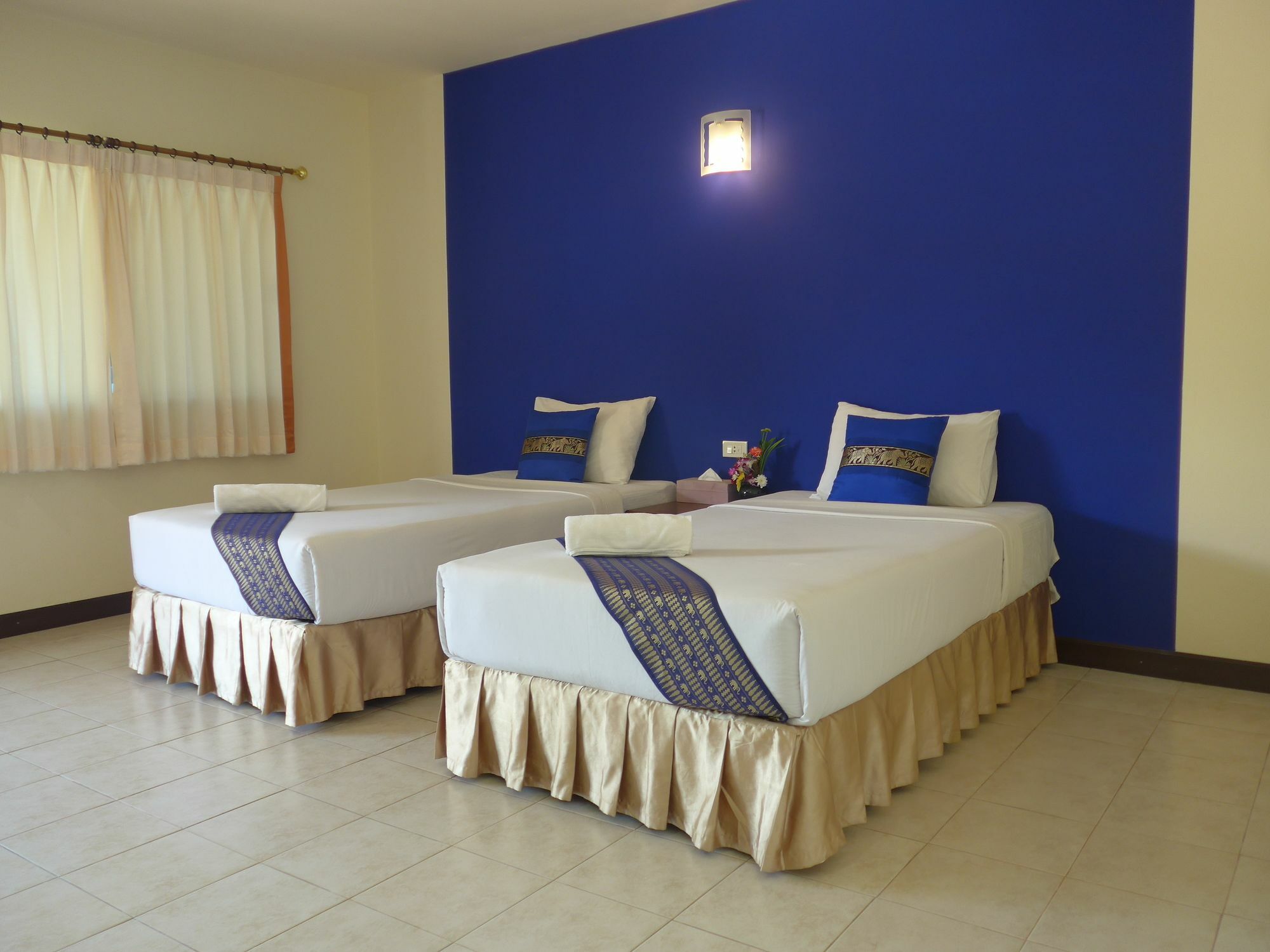 Forum House Hotel Krabi town Esterno foto