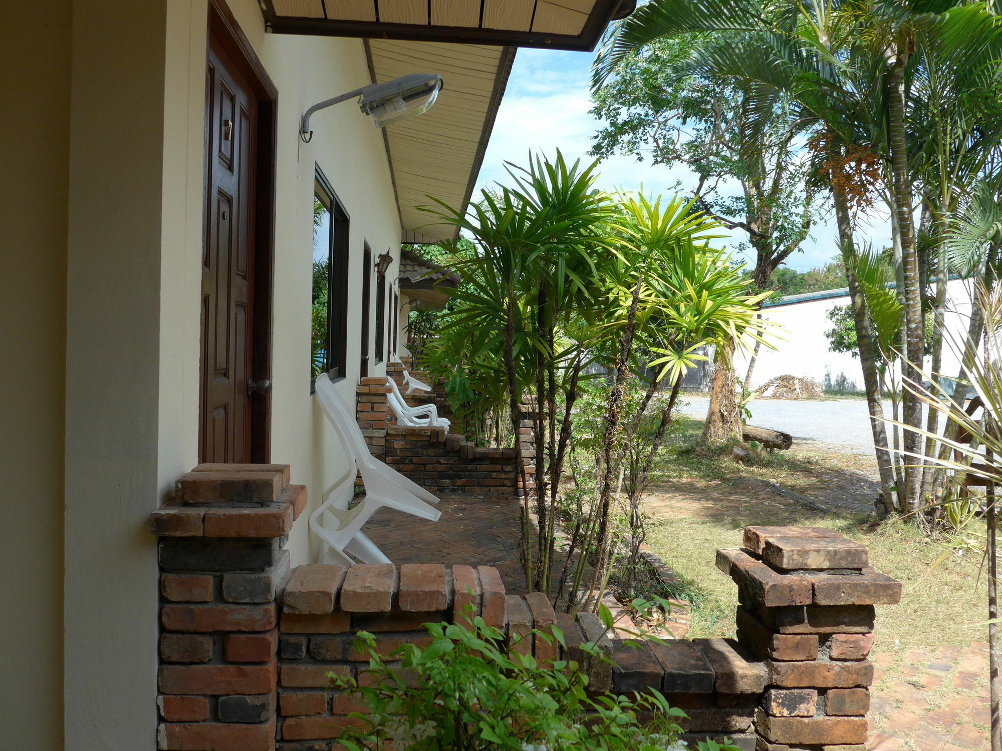 Forum House Hotel Krabi town Esterno foto